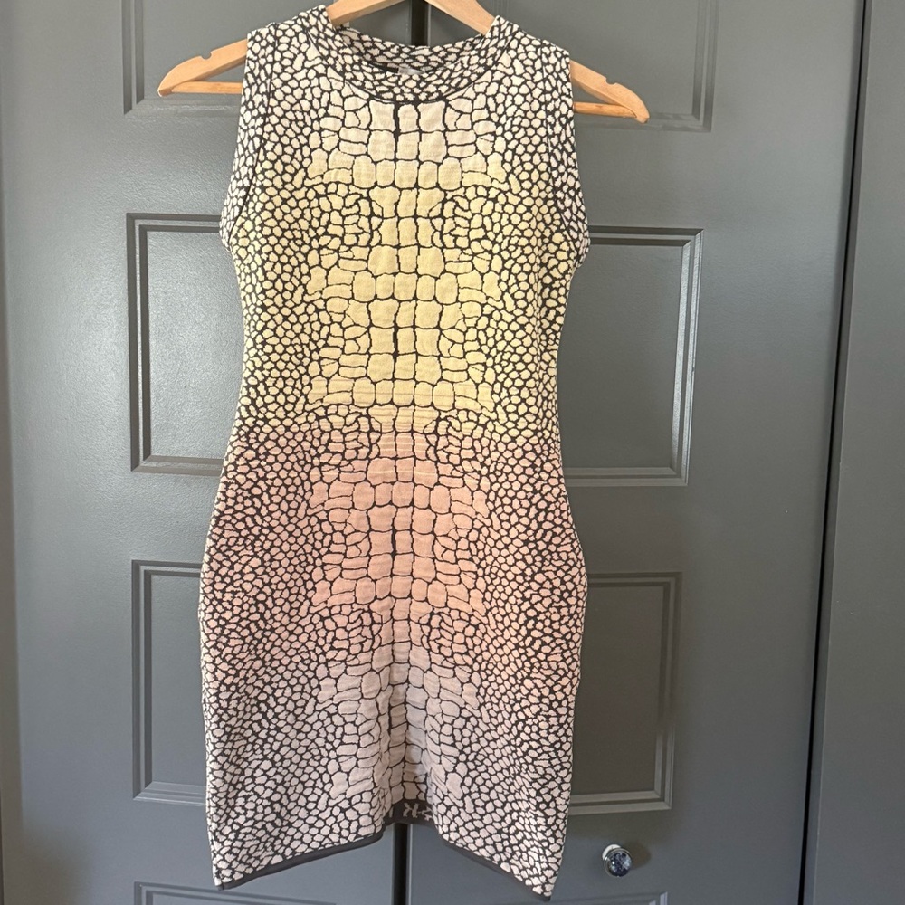 SOLD M Missoni pastel rainbow bodycon mini dress Sz 40